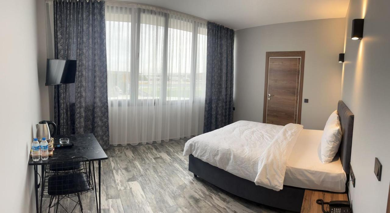 Tuzla Suite Otel Istanbul Exterior foto