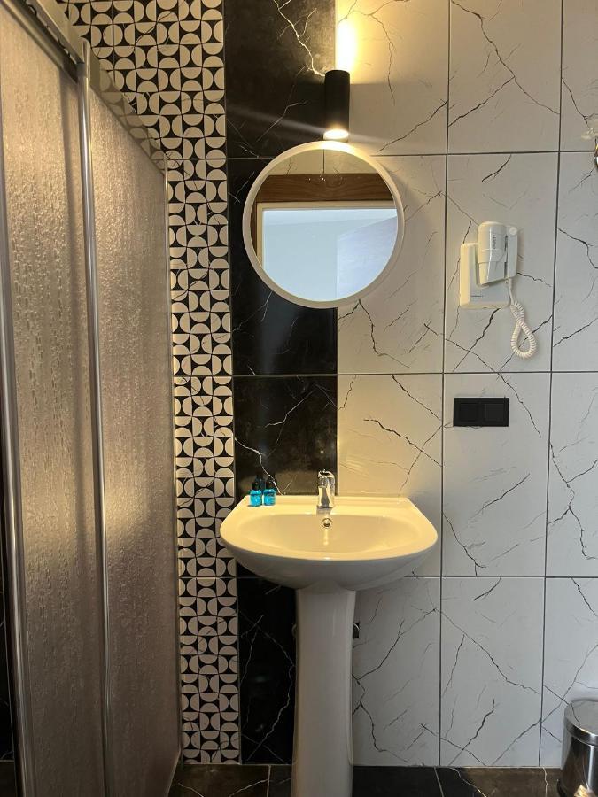 Tuzla Suite Otel Istanbul Exterior foto